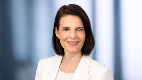 Laura Kaufmann-Conrad, Pressesprecherin