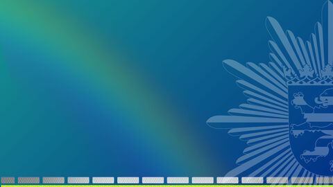 Symbolbild zu den Ansprechpersonen LSBTI*Q - blauer Hintergrund mit Polizeistern und Regenbogen