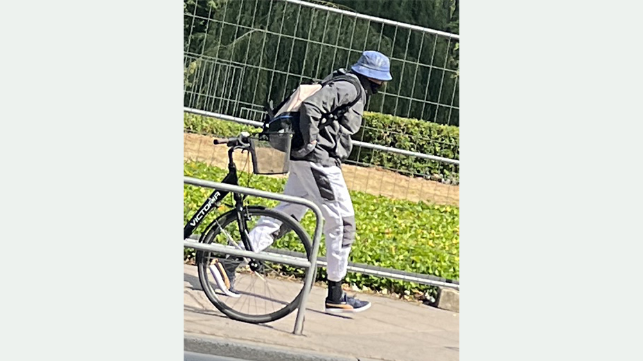 Unbekannter Täter 2 auf der Flucht