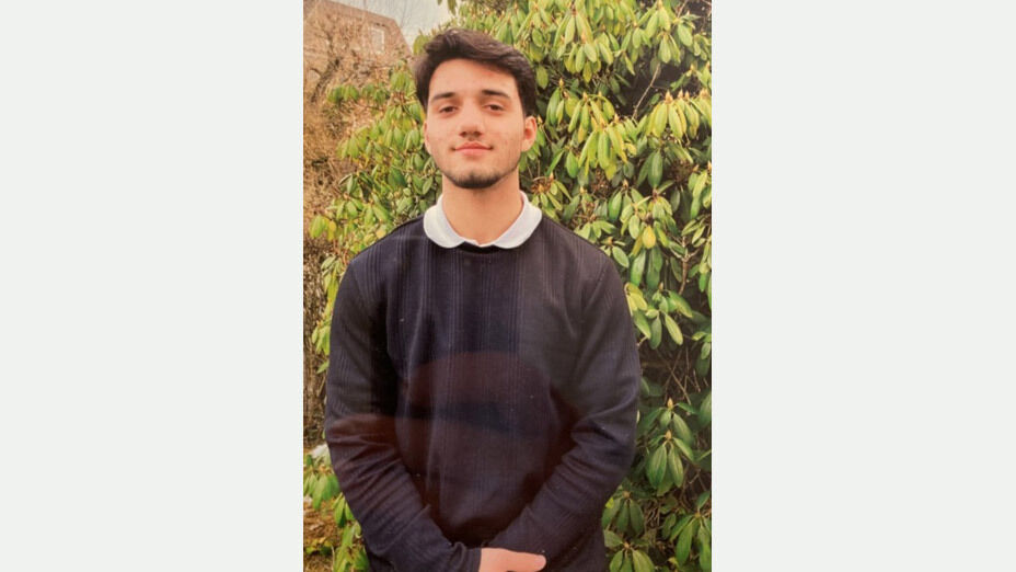 Vermisster 16-Jähriger, hier mit dunklen Haaren und leichtem Bart